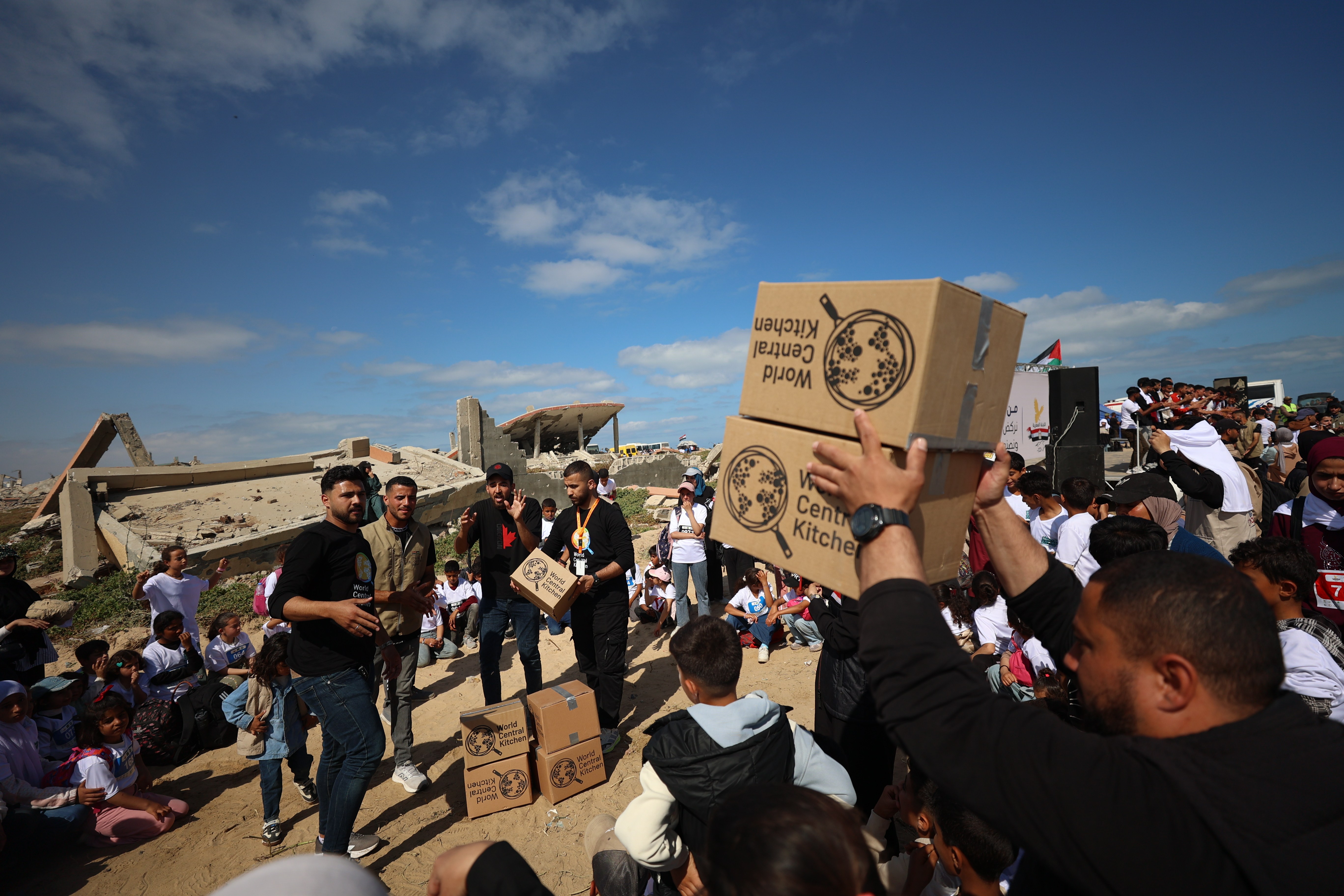 Supporting Palestinian families displaced by conflict in Gaza & West Bank