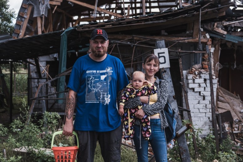Dima, Ira & little Camilla returned to their home in Ukraine’s Chernihiv region to collect what items remain. “There’s nothing more important than the life of my daughters. Everything burned down, but the main thing is that they are intact—and we will restore the rest!”