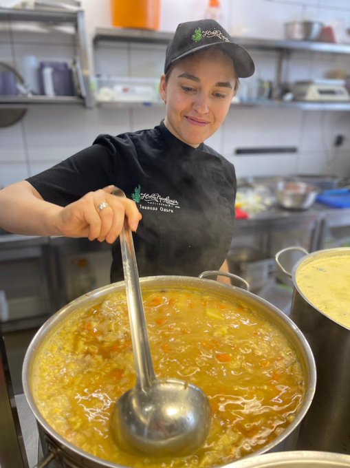 In Vinnytsia, WCK has begun supporting two incredible restaurants cooking for the community! When the invasion began, Karabas & Nova Provintsiya provided meals to people in need with the product they had—now with WCK they’ll continue serving hospitals & shelters! #ChefsForUkraine