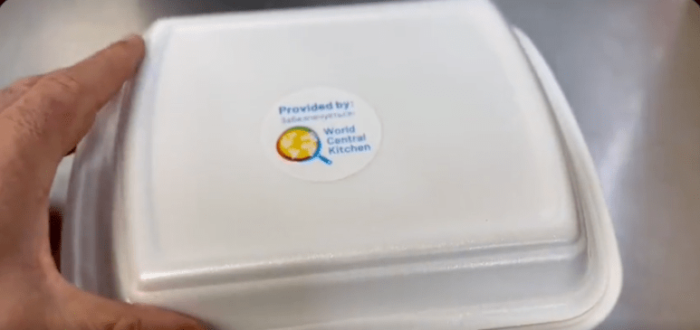 This is what we do… Welcome to one of our @WCKitchen kitchens in Kyiv! Today we delivered these meals to hospitals…VIP is one of over 400 amazing WCK restaurant, catering & food truck partners serving 320,000 meals per day in Ukraine and border countries! #ChefsForUkraine 🇺🇦