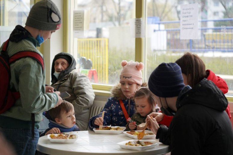 With Chef Jozef, WCK is serving hot meals at a shelter in Kosice, Slovakia. While some refugees just arrived, many have been here for days or even weeks. A TV was recently installed to give the kids something to pass time as they eat or wait for the next train. #ChefsForUkraine