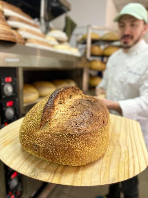 In Odesa, WCK has begun working with a new bakery partner who is making fresh bread every day for residents in need! The 🥖 they make also goes to WCK restaurants making meals for families. #ChefsForUkraine