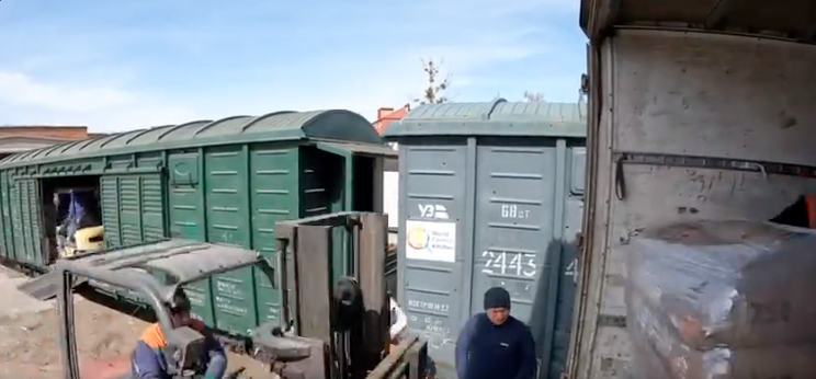 It’s a busy day in Lviv! 🚂 The WCK team is loading train cars full of food product for distribution across Ukraine. This train is headed to Odesa, and we have others going to Kharkiv & Kyiv as well as Zaporizhzhia to support families escaping from Mariupol. #ChefsForUkraine