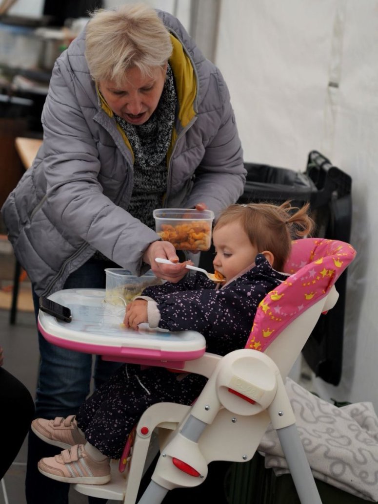 “Ira is my hero. She’s very strong, she never cries, she laughs a lot—she gives me strength with her smile. She never stopped playing when we were in the shelters, under the bombs.” The family from Kyiv stayed for a month hoping the war would end before fleeing. #ChefsForUkraine