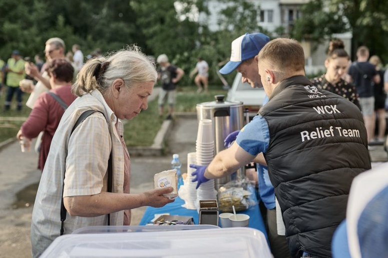 In 2022, Hanna helped WCK provide meals to families fleeing her city of Poltava in search of safety as Russian launched its full scale invasion of Ukraine. The city has come under constant attack recently and a missile hit the garage of her building this week. Thankfully, she survived the blast and was able to receive support from our Emergency Response Team.
