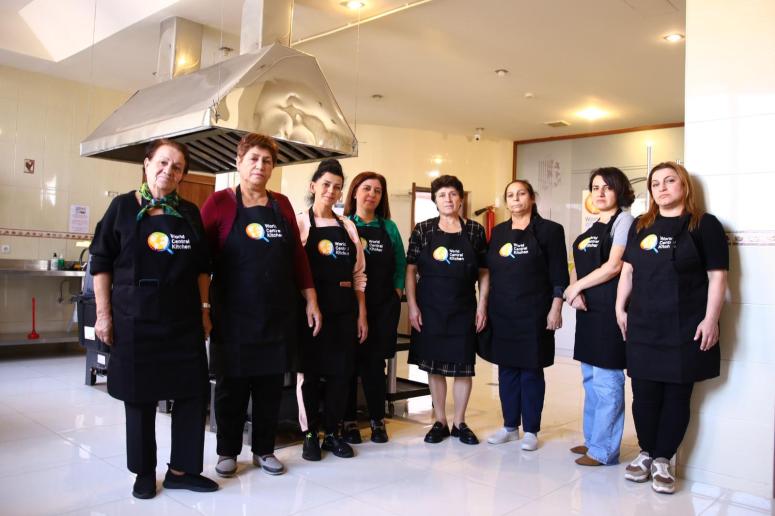 Aiding refugees who have arrived in Armenia