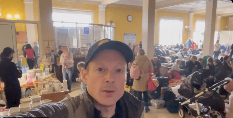 UPDATE from Lviv in Ukraine 🎥 @natemook is at the train station where families are arriving from cities under attack in the east. We are delivering hot meals throughout the day and into the night. Today, numbers of refugees here are the highest they’ve been. #ChefsForUkraine 🇺🇦