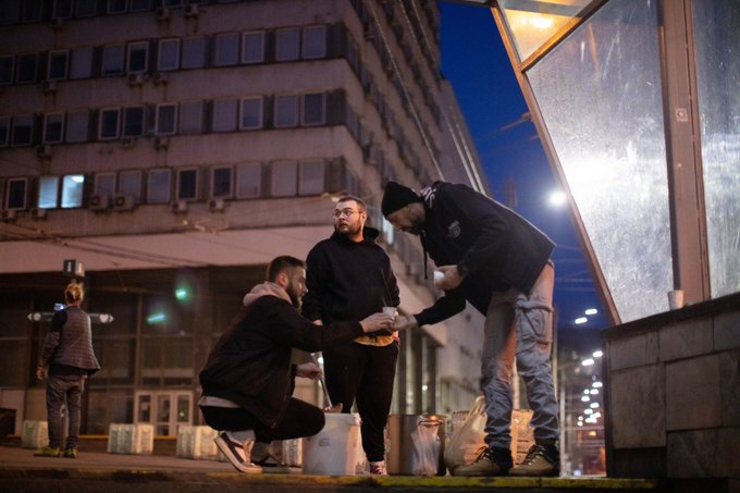 Outside a subway station in Kyiv, Ukraine, WCK partners bring pots of comforting soup & hot tea for families sleeping inside. Residents come here each night to shelter underground for safety. #ChefsForUkraine 🇺🇦