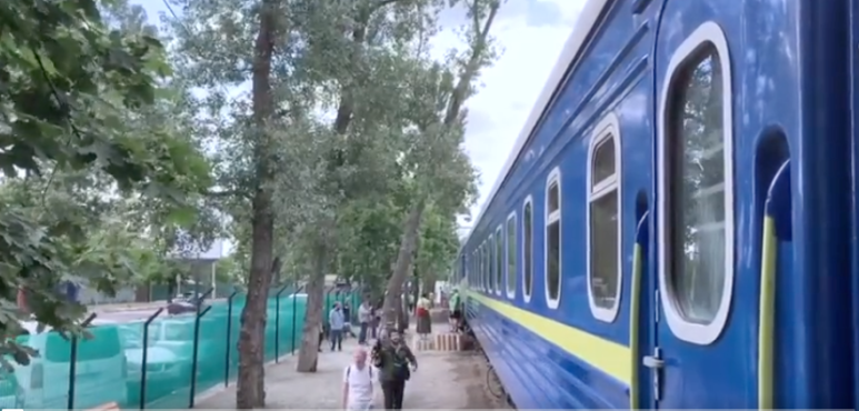 Hey guys…This is the “Iron Village”🇺🇦! Very proud to share this news from Vasyl on @WCKitchen team…we’ve been working close with Ukraine Railways @Ukrzaliznytsia since beginning & now they have built this beautiful place for families who lost homes—And WCK is serving the meals!