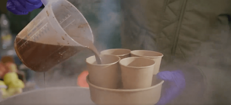 “Hot chocolate on a night when it’s going to be 8 below, is just a small touch of what we can give to make sure they know that they’re seen and welcome.” Each night, the WCK team in Poland prepares fresh cups of hot cocoa for families arriving from Ukraine. ☕️🍫 #ChefsForUkraine