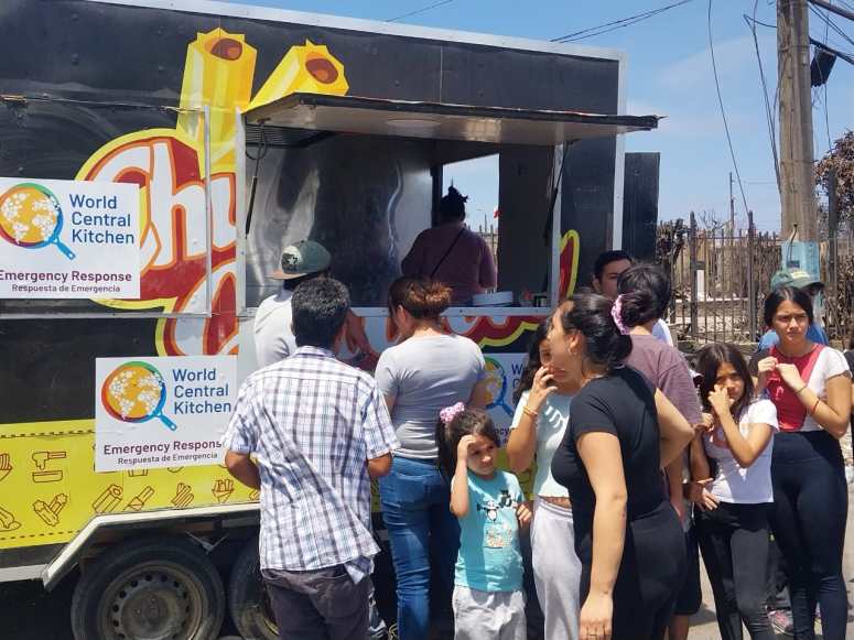 WCK scaling up response in Chile after fires