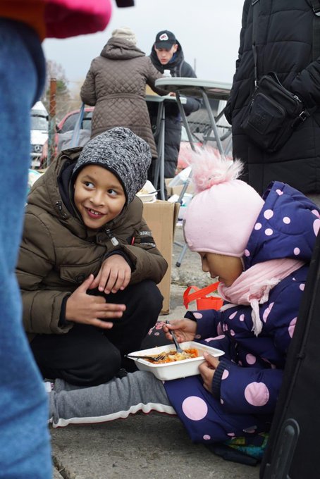 The journey out of Ukraine is long & difficult—more than half a million people have fled so far. People walk for days in search of safety. In Medyka, families are greeted by volunteers who have come to help, many who are working with us to serve fresh, hot meals. #ChefsForUkraine