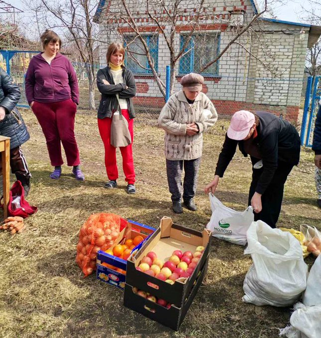 With the help of amazing local WCK Food Fighters like Svetlana, we are getting food to hard-to-reach communities all around the Kharkiv Oblast—including Russian-occupied towns. A network of drivers & volunteers deliver meat, fruit, veg, rice, pasta & more daily! #ChefsForUkraine