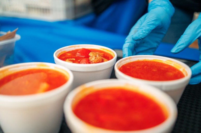 “This bohrach warms our souls.” A rescuer responding to a recent missile strike on a residential building in Kyiv expressed gratitude to the WCK team. We served bohrach—a warming pork stew—to first responders & residents at the site of the deadly blast. #ChefsForUkraine