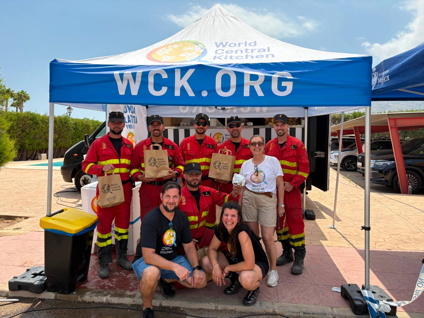 WCK teams worked across northwestern Spain, supporting communities affected by the devastating wildfires in the area. We deployed our food truck and partnered with local restaurants to ensure families and first responders received the support they needed.